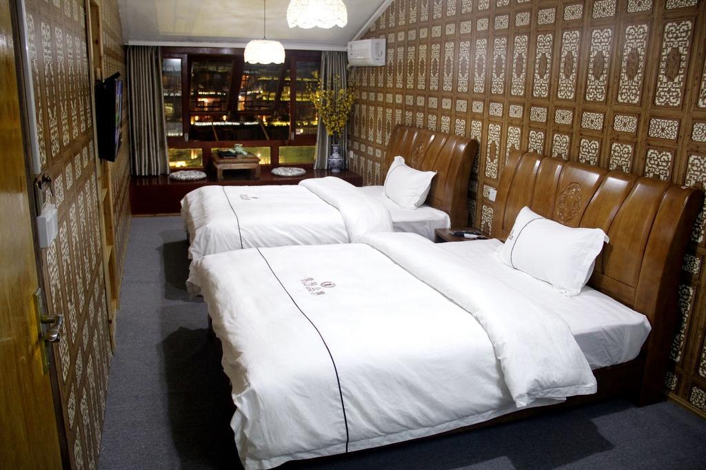 Fenghuang 1St Apartment 外观 照片