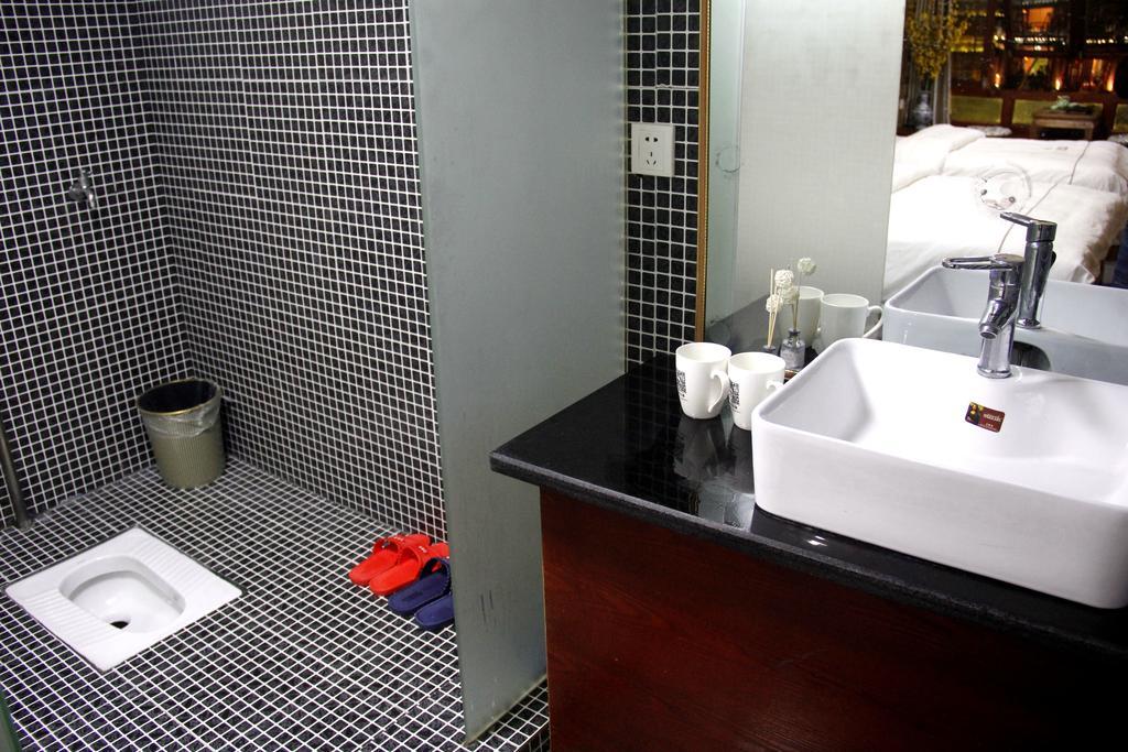 Fenghuang 1St Apartment 外观 照片