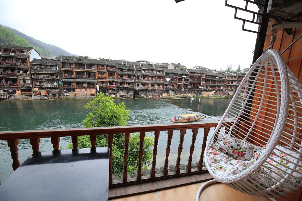 Fenghuang 1St Apartment 外观 照片